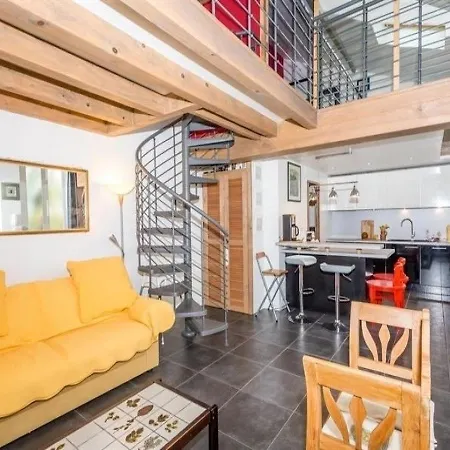 Nyaraló House Petite Maison De Ville Hyper Centre Biarritz